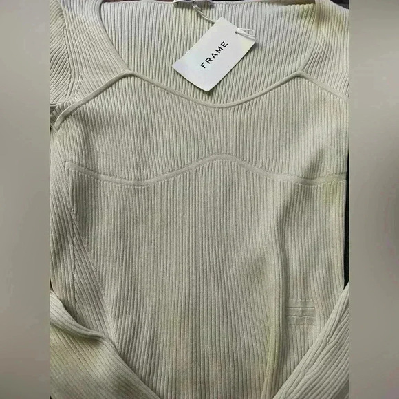 FRAME Denim Ribbed Long Sleeve Top in Bone, size L, NWT - Picture 10 of 12